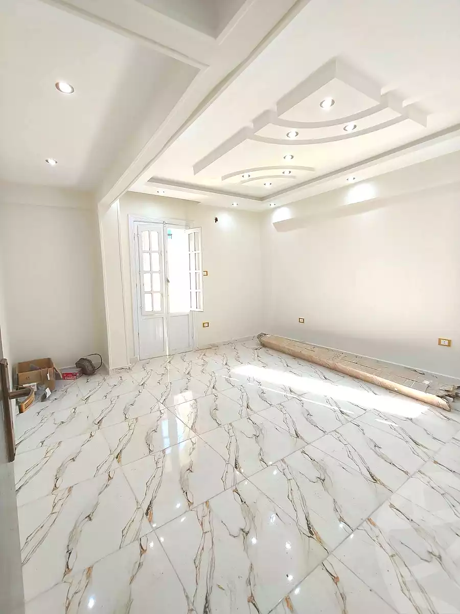 https://aqarmap.com.eg/ar/listing/6883900-for-sale-alexandria-sydy-bshr-sydy-bshr-bhry-khalil-hamada-st