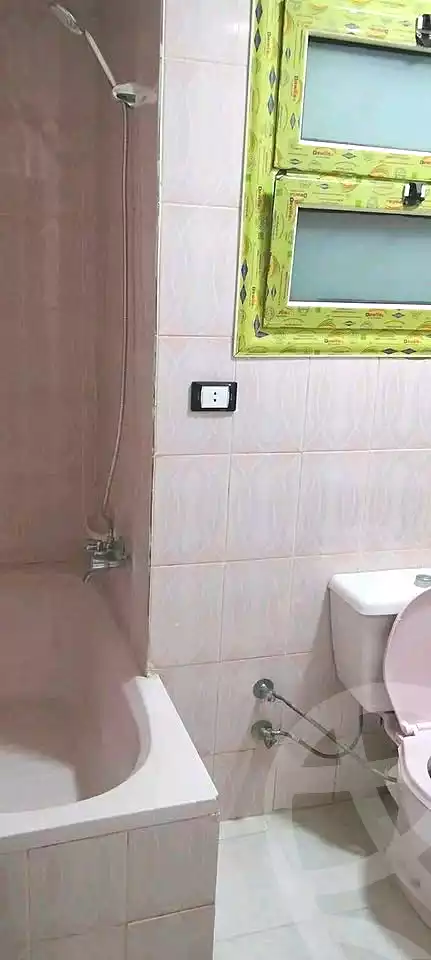 https://aqarmap.com.eg/ar/listing/6884129-for-sale-alexandria-sydy-bshr-sydy-bshr-bhry-el-fakharany-st