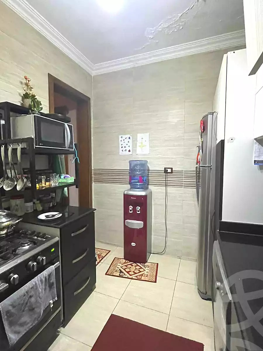 https://aqarmap.com.eg/ar/listing/6884141-for-sale-cairo-6th-of-october-el-ahyaa-neighborhood-2nd-divided-from-al-kafrawei-st