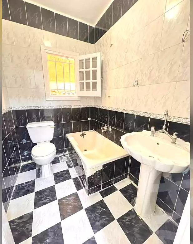 https://aqarmap.com.eg/ar/listing/6884211-for-sale-alexandria-al-agamy-shataa-el-nakheel