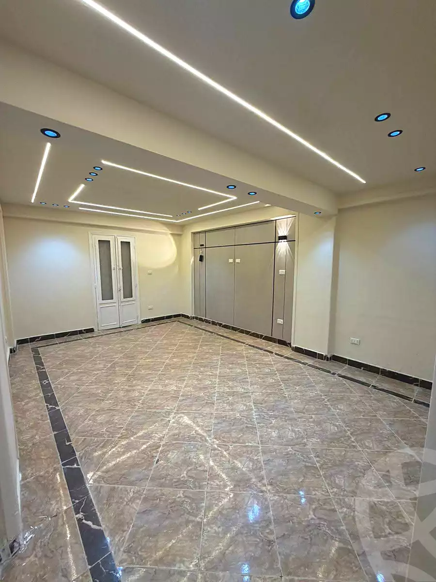 https://aqarmap.com.eg/en/listing/6884378-for-sale-alexandria-al-agamy-lbytsh-bianchiii