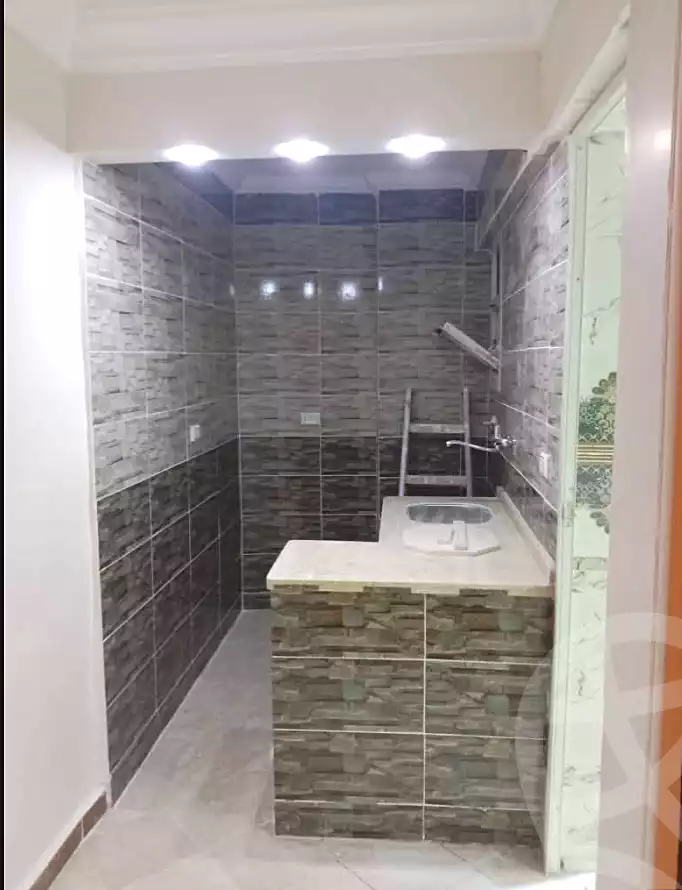 https://aqarmap.com.eg/ar/listing/6884482-for-sale-alexandria-al-agamy-el-hanouvel