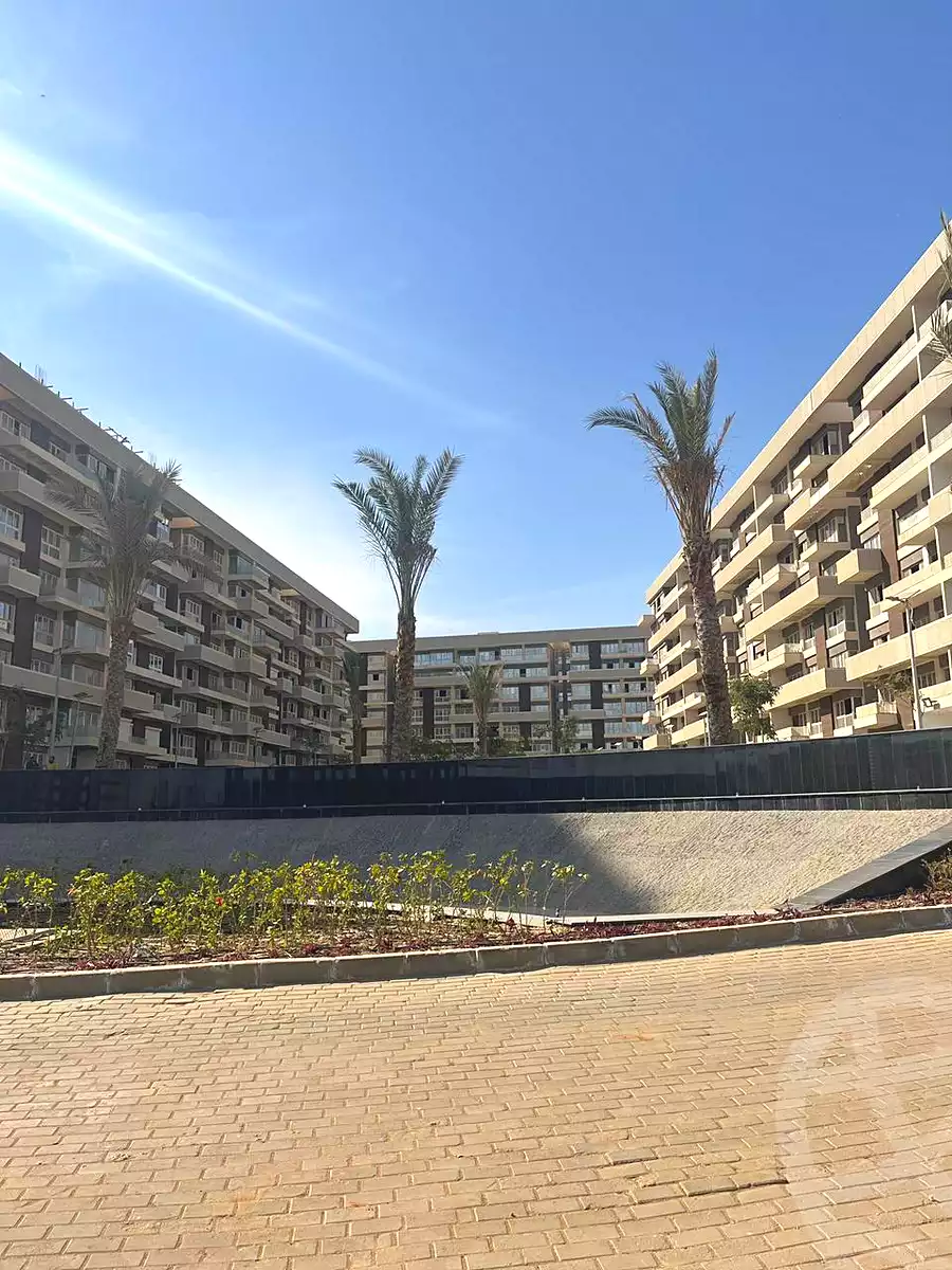 https://aqarmap.com.eg/ar/listing/6884583-for-sale-cairo-new-administrative-capital-r7-scenario