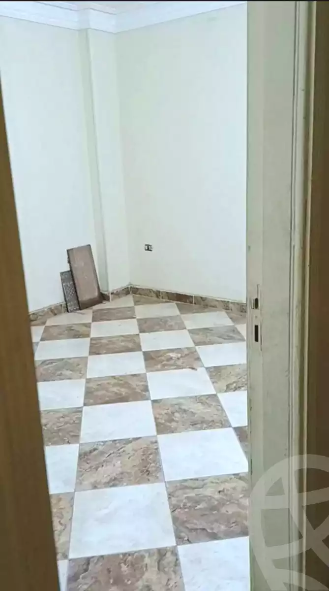 https://aqarmap.com.eg/ar/listing/6884922-for-sale-cairo-ain-shams-ain-shams-el-sharkia-mostafa-nassar-st