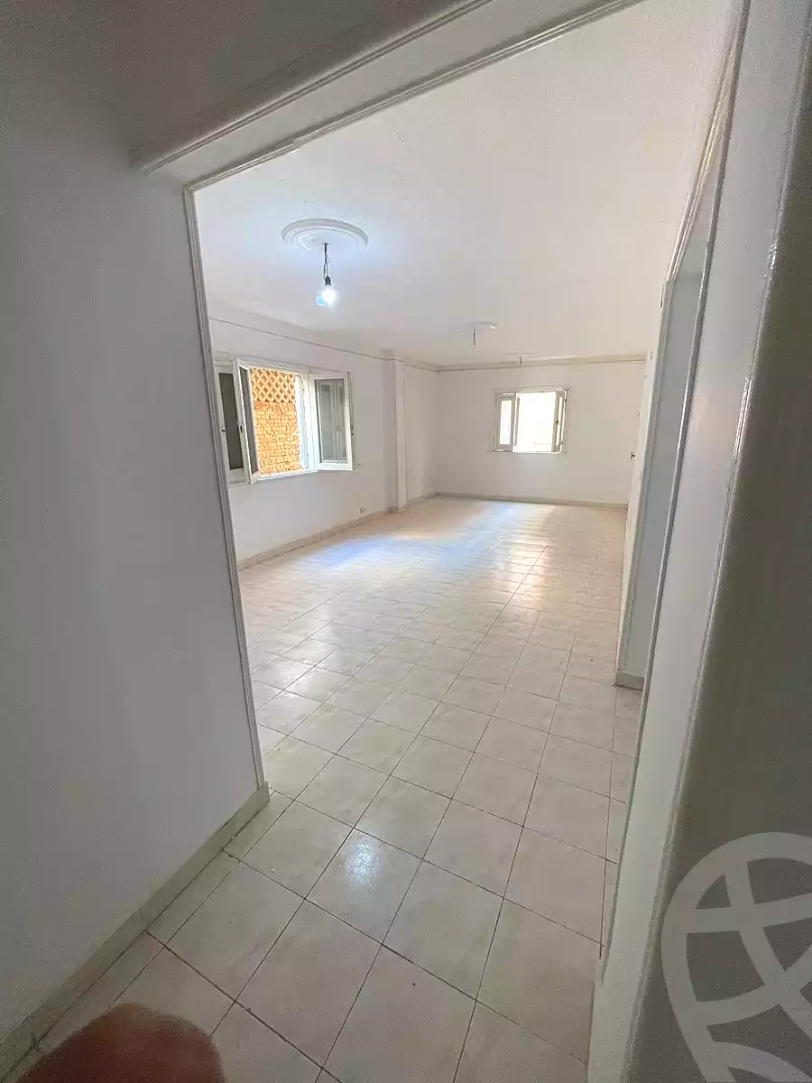 https://aqarmap.com.eg/ar/listing/6885085-for-sale-alexandria-al-agamy-lbytsh-bianchiii