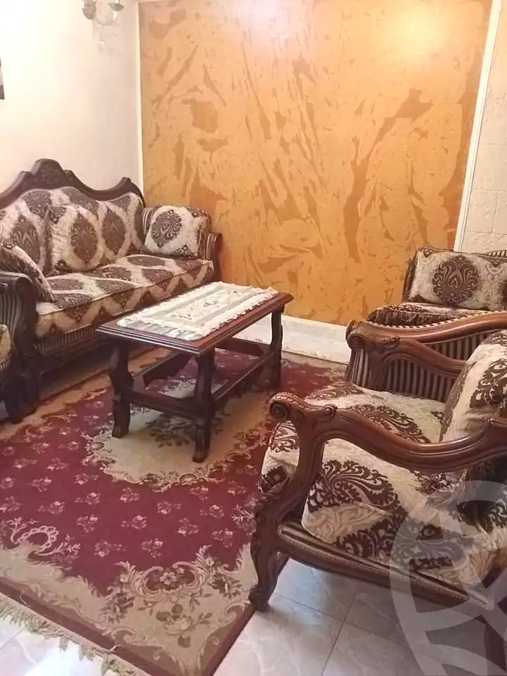 https://aqarmap.com.eg/en/listing/6885285-for-sale-alexandria-moharram-bey-erfan-st