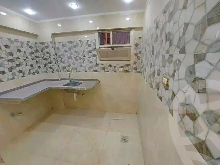https://aqarmap.com.eg/en/listing/6885917-for-rent-alexandria-al-agamy-bw-ywsf