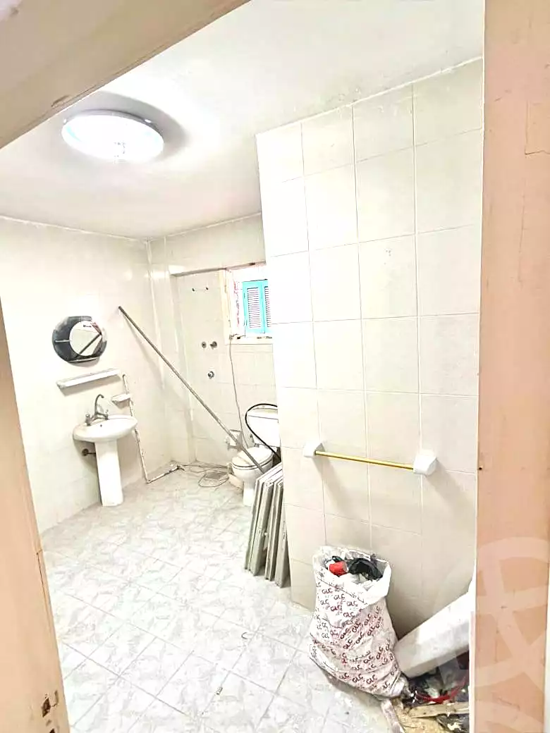 https://aqarmap.com.eg/ar/listing/6885949-for-sale-alexandria-al-agamy-lbytsh-shahr-al-assal-st