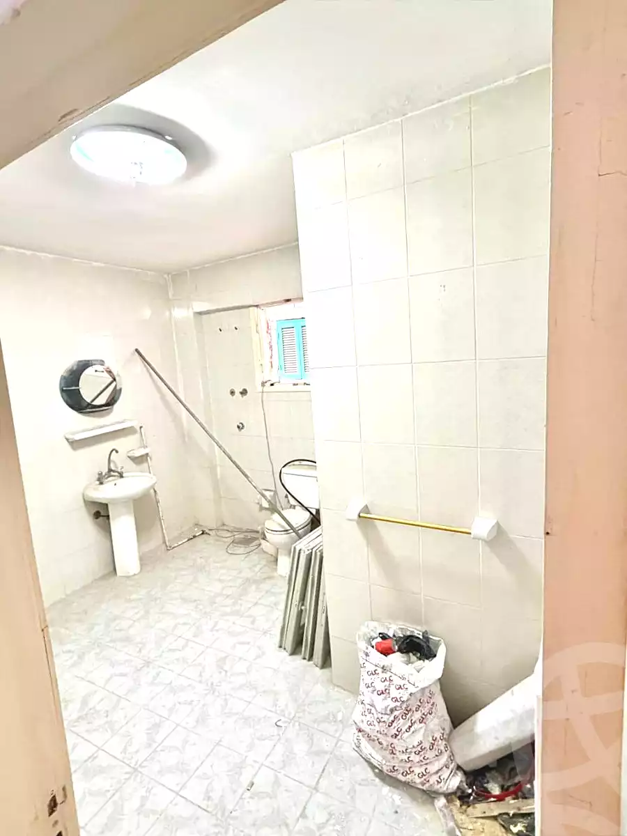 https://aqarmap.com.eg/ar/listing/6885949-for-sale-alexandria-al-agamy-lbytsh-shahr-al-assal-st