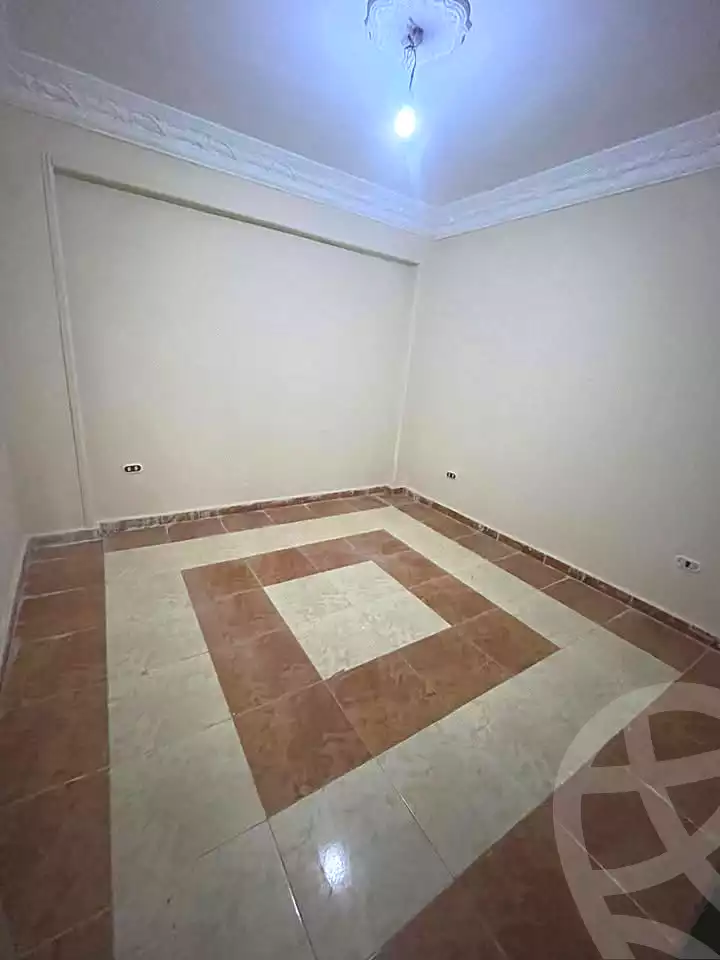 https://aqarmap.com.eg/en/listing/6886133-for-sale-alexandria-lsywf-el-falki