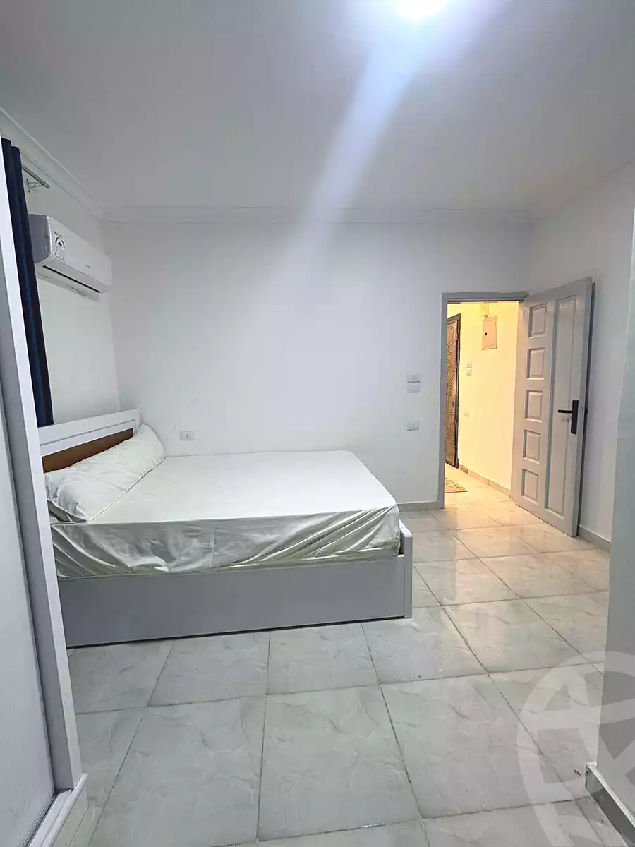 https://aqarmap.com.eg/ar/listing/6886648-for-rent-cairo-6th-of-october-el-ahyaa-neighborhood-1st