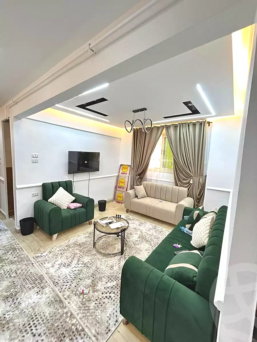 https://aqarmap.com.eg/ar/listing/6886655-for-rent-cairo-6th-of-october-el-ahyaa-neighborhood-1st