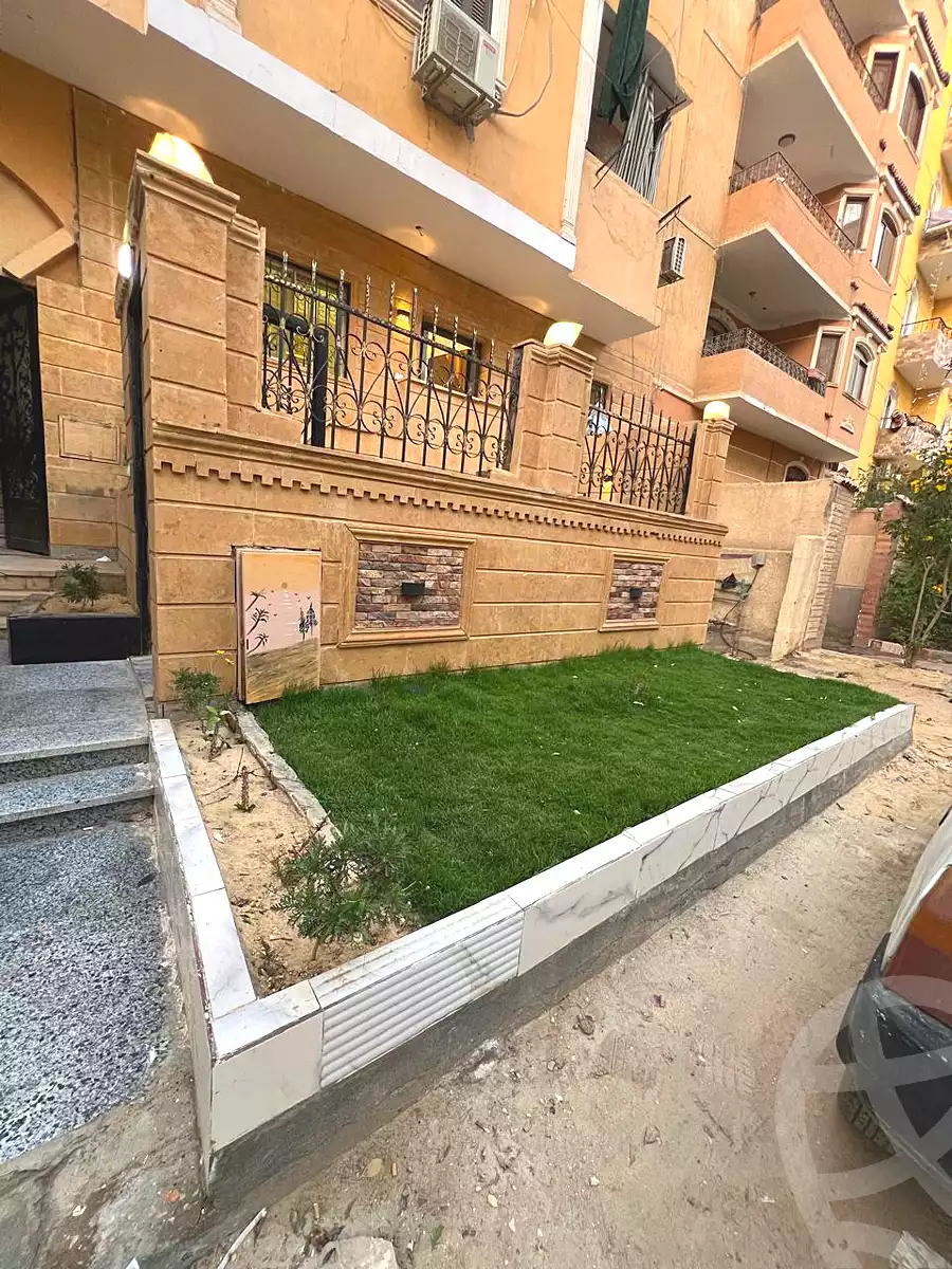 https://aqarmap.com.eg/ar/listing/6886685-for-sale-cairo-6th-of-october-el-ahyaa-neighborhood-4th