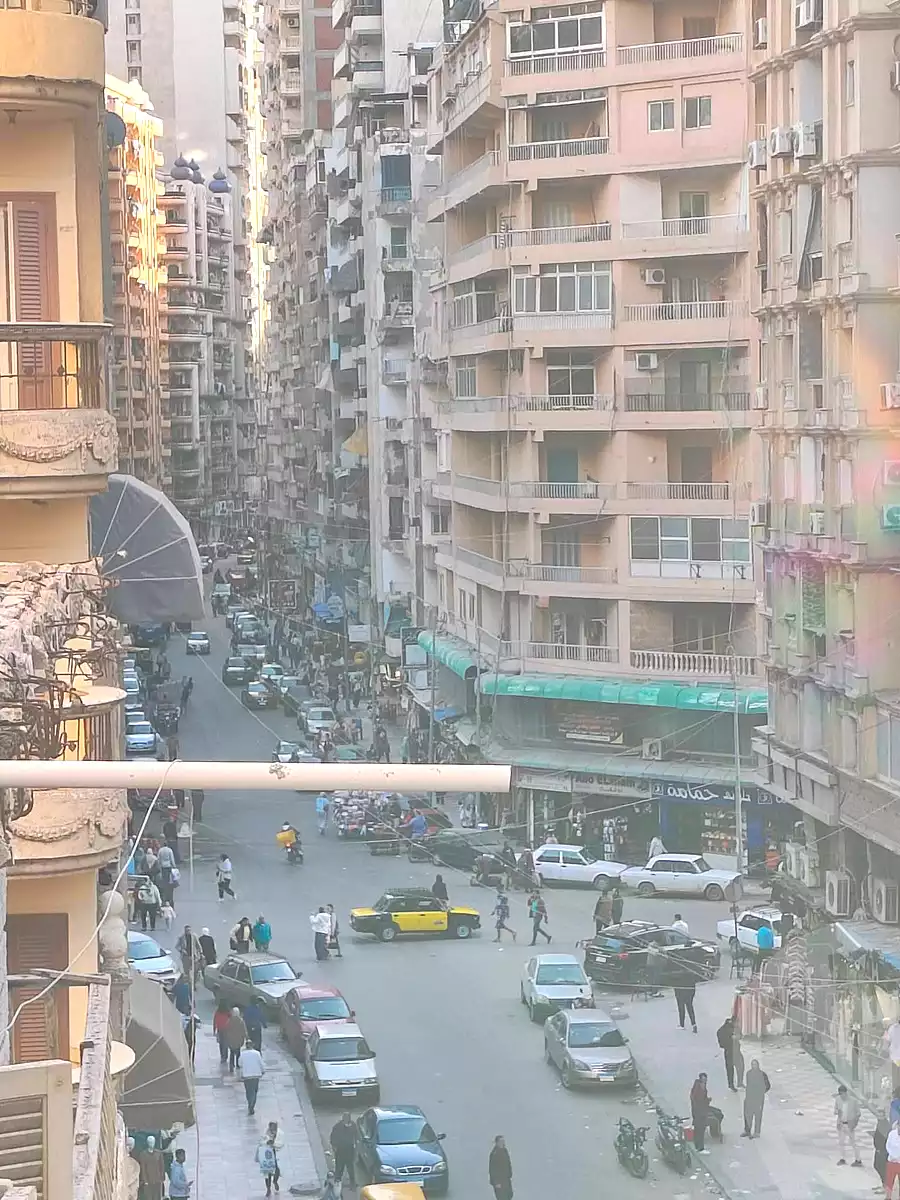 https://aqarmap.com.eg/ar/listing/6887043-for-sale-alexandria-sydy-bshr-sydy-bshr-bhry-shr-khld-bn-lwlyd