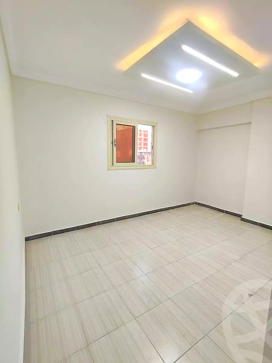 https://aqarmap.com.eg/ar/listing/6887180-for-sale-alexandria-miami-khld-bn-lwlyd
