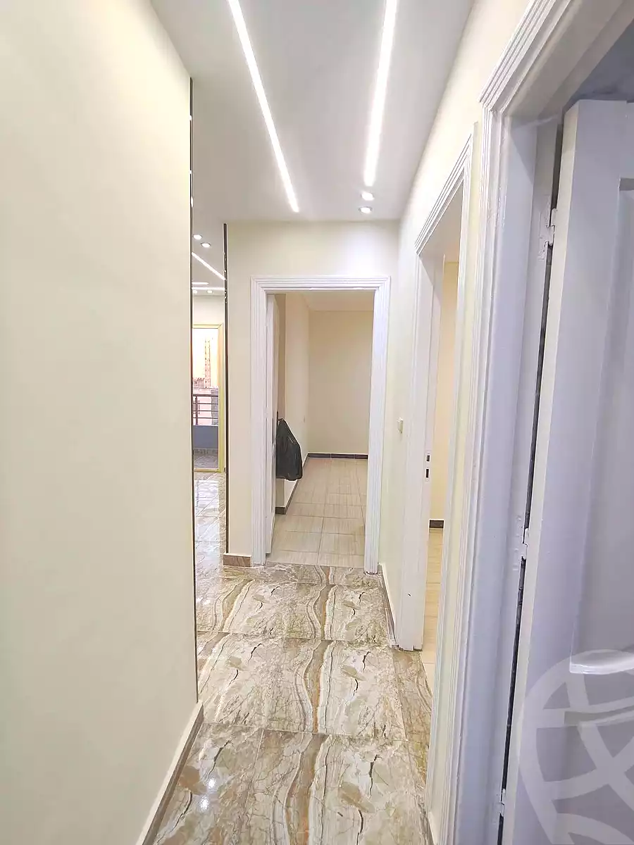 https://aqarmap.com.eg/ar/listing/6887180-for-sale-alexandria-miami-khld-bn-lwlyd