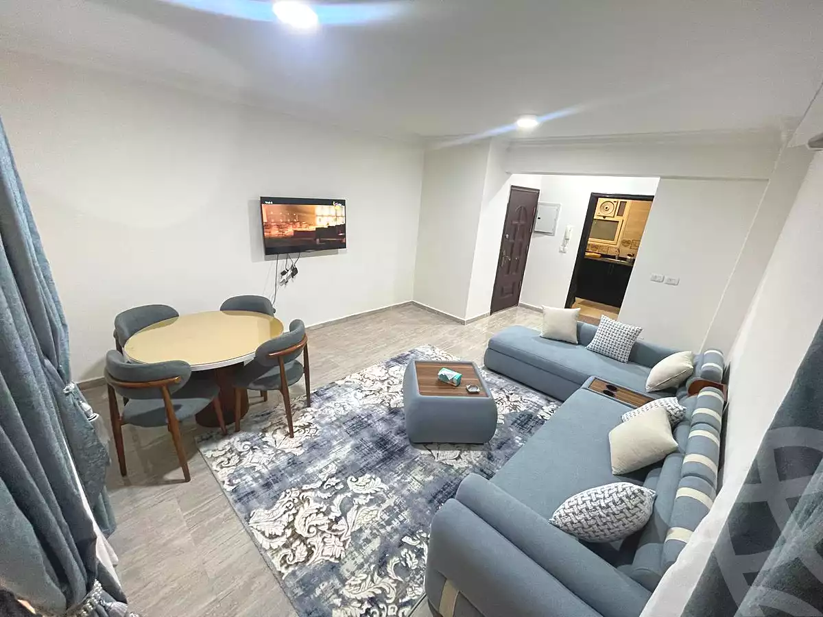 https://aqarmap.com.eg/ar/listing/6887272-for-rent-cairo-el-sheikh-zayed-city-compounds-jn-1