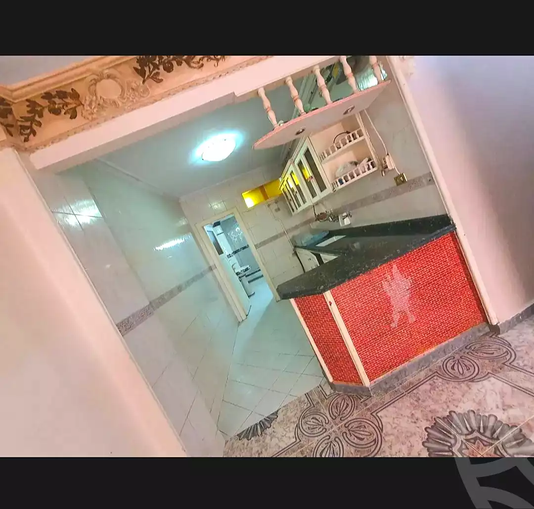 https://aqarmap.com.eg/ar/listing/6887788-for-sale-alexandria-moharram-bey-tryq-qn-lswys