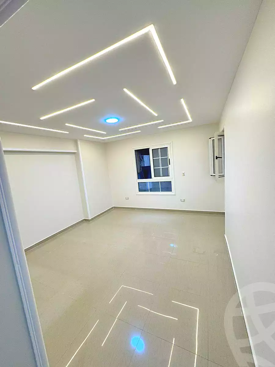 https://aqarmap.com.eg/ar/listing/6888290-for-sale-alexandria-sydy-bshr-sydy-bshr-bhry-el-shaikh-hussein-soliman-18-st