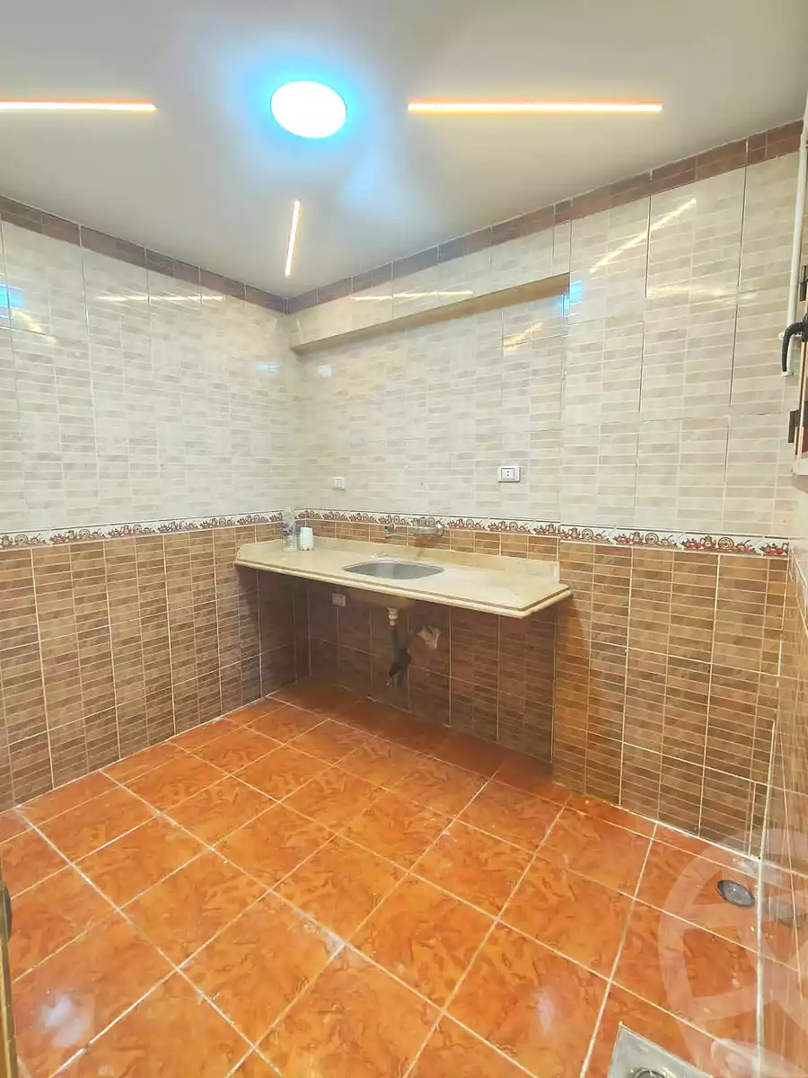 https://aqarmap.com.eg/ar/listing/6888737-for-sale-alexandria-sydy-bshr-sydy-bshr-bhry-shr-mhmwd-l-yswy