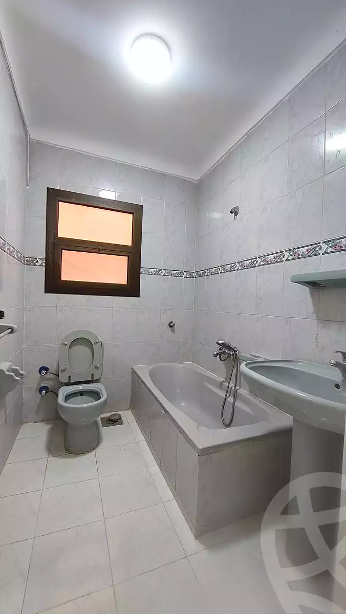 https://aqarmap.com.eg/en/listing/6888796-for-sale-alexandria-al-agamy-shataa-el-nakheel