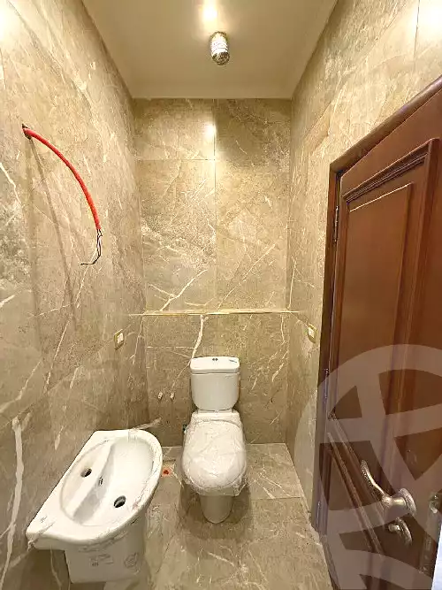 https://aqarmap.com.eg/ar/listing/6889745-for-sale-cairo-new-cairo-compounds-el-patio-oro