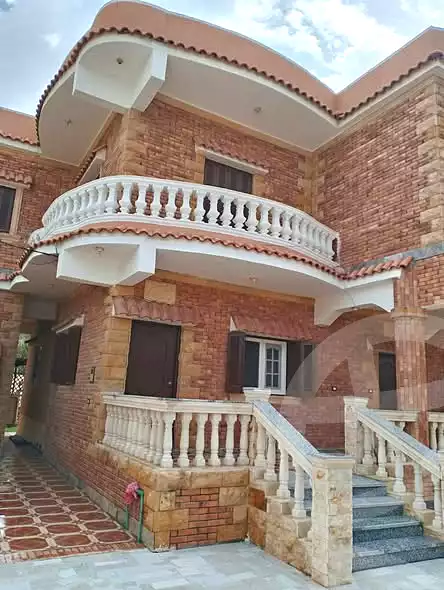 https://aqarmap.com.eg/ar/listing/6890209-for-sale-alexandria-alexandria-marsa-matrouh-rd