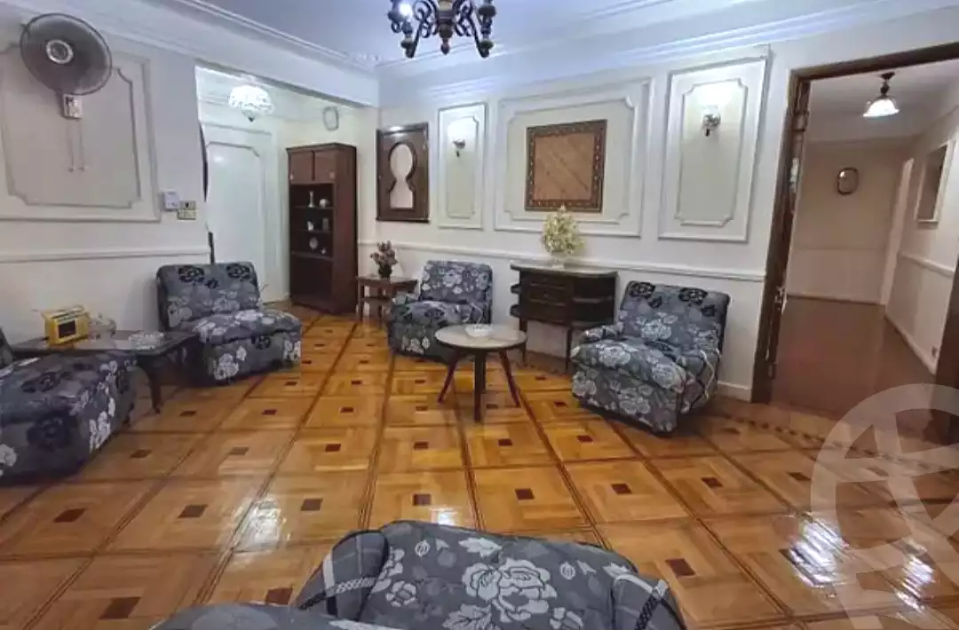 https://aqarmap.com.eg/ar/listing/6890493-for-rent-alexandria-roshdy