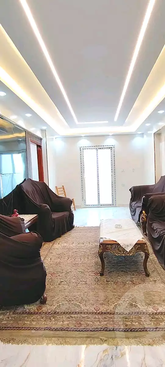 https://aqarmap.com.eg/ar/listing/6890525-for-sale-cairo-elnozha-Streettt-27