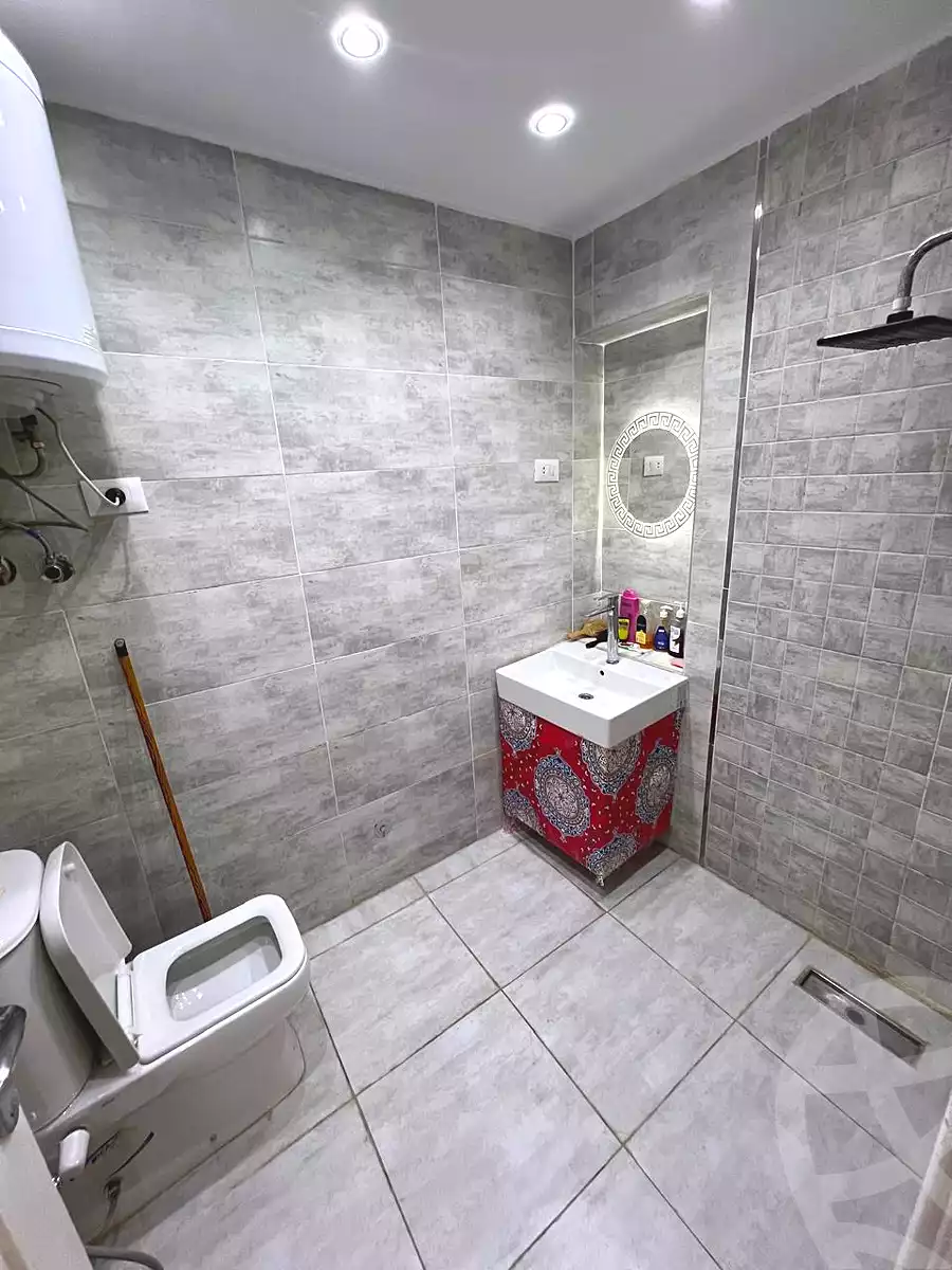 https://aqarmap.com.eg/en/listing/6890535-for-sale-cairo-mokattam-lhdb-l-ly-el-naforah-square