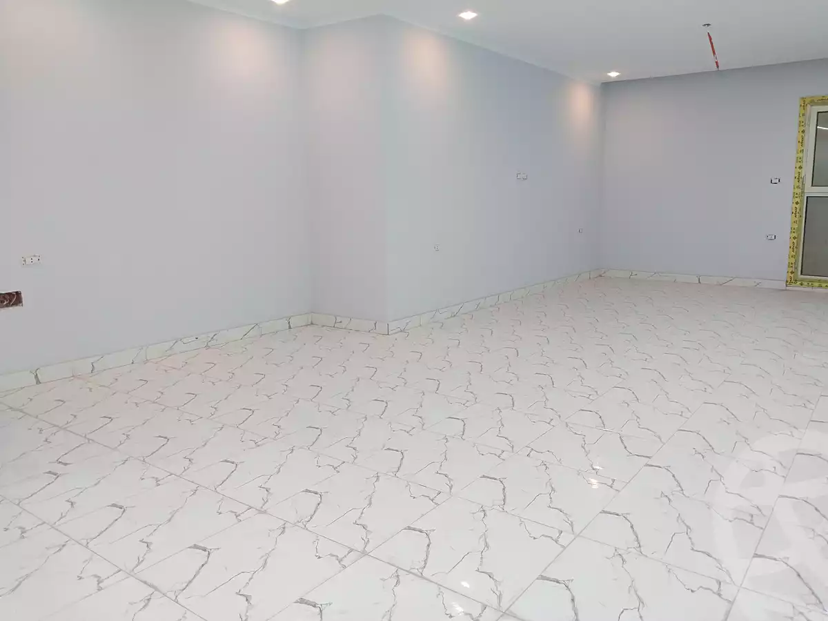 https://aqarmap.com.eg/en/listing/6891096-for-sale-cairo-6th-of-october-el-ahyaa-neighborhood-5th-street-2