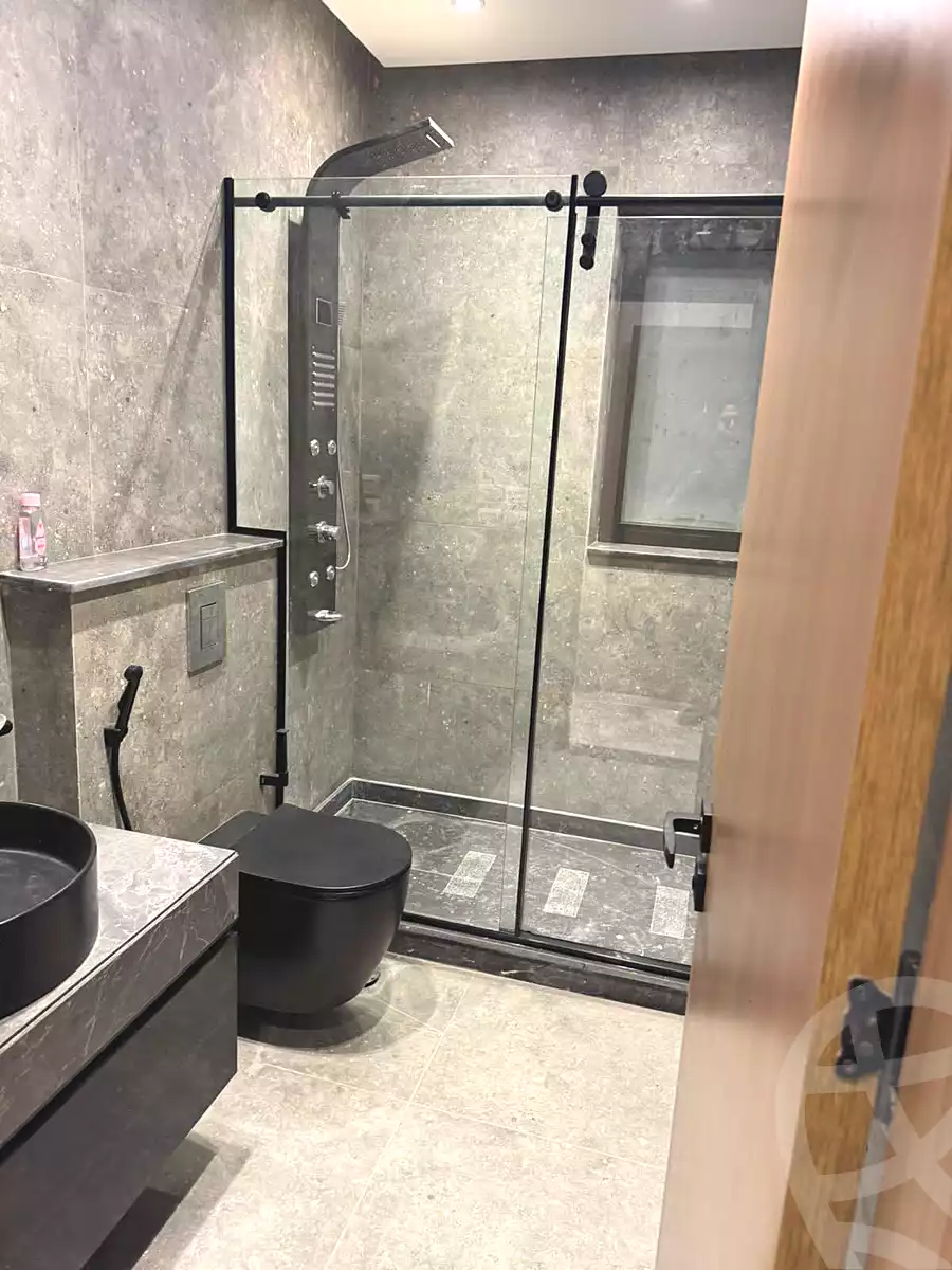 https://aqarmap.com.eg/en/listing/6891756-for-rent-cairo-new-cairo-compounds-lakeview-residence