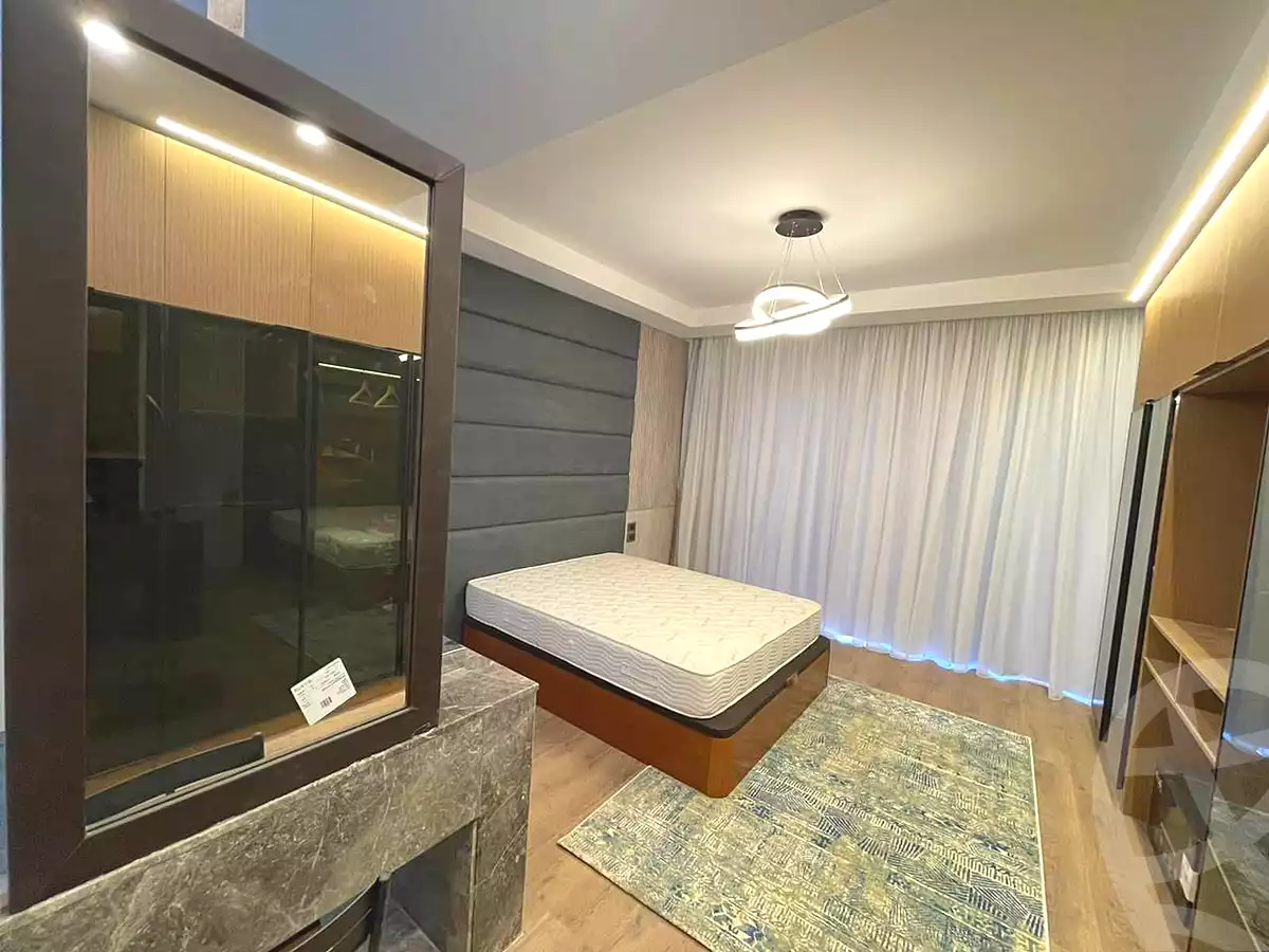 https://aqarmap.com.eg/en/listing/6891877-for-rent-cairo-new-cairo-compounds-lakeview-residence