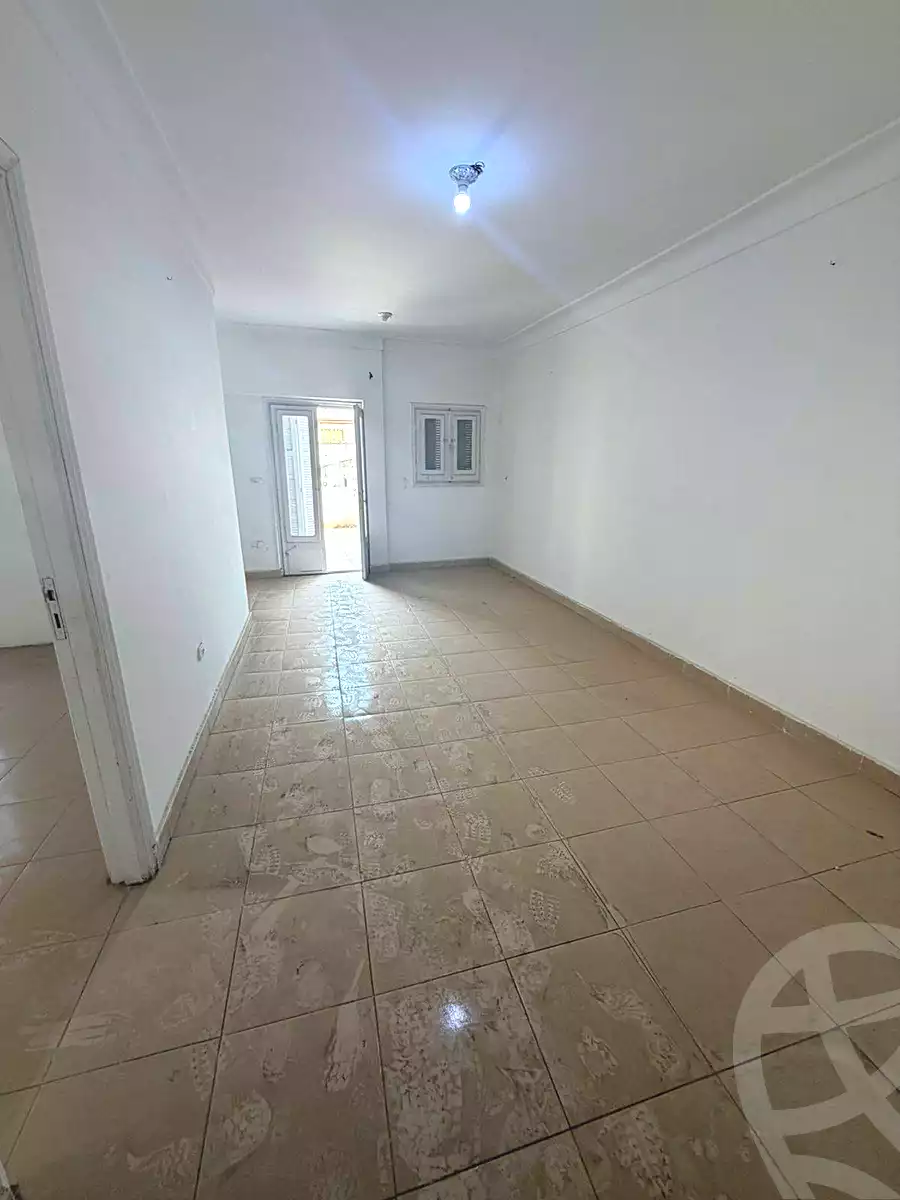 https://aqarmap.com.eg/ar/listing/6892208-for-rent-alexandria-al-agamy-lbytsh
