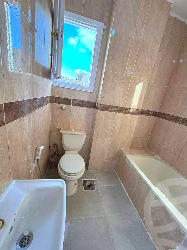 https://aqarmap.com.eg/ar/listing/6892491-for-sale-alexandria-al-agamy-shataa-el-nakheel