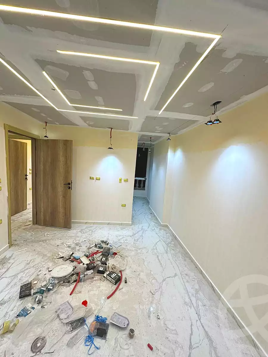 https://aqarmap.com.eg/ar/listing/6892572-for-sale-cairo-el-haram-el-lebeny-soltan-khattab-st