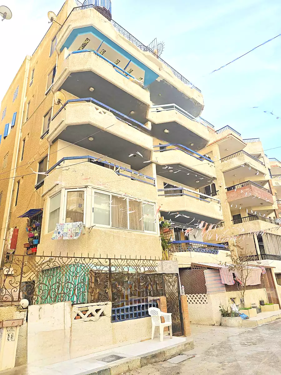 https://aqarmap.com.eg/ar/listing/6892705-for-sale-alexandria-al-agamy-shataa-el-nakheel