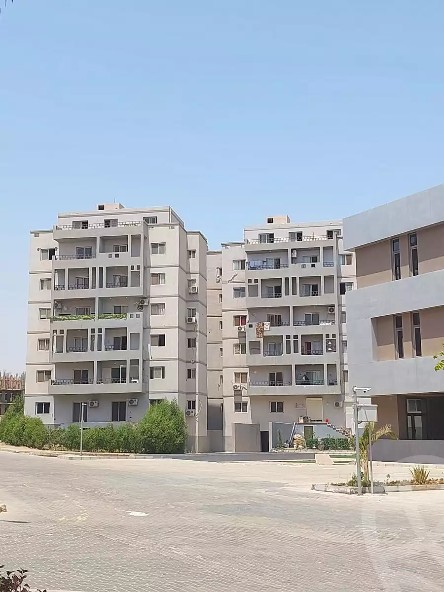 https://aqarmap.com.eg/ar/listing/6892899-for-sale-cairo-6th-of-october-hadaeq-october-compounds-sun-capital