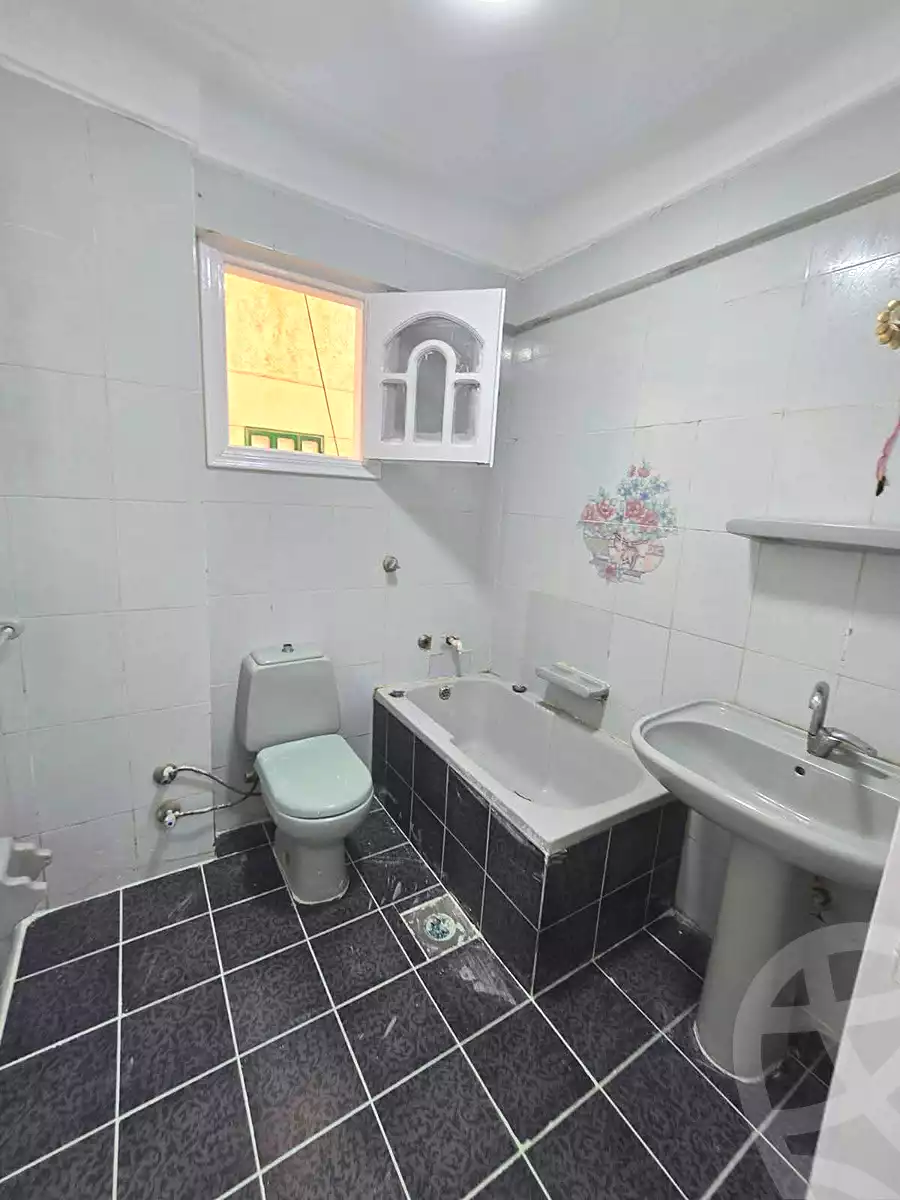 https://aqarmap.com.eg/ar/listing/6892926-for-sale-alexandria-al-agamy-shataa-el-nakheel