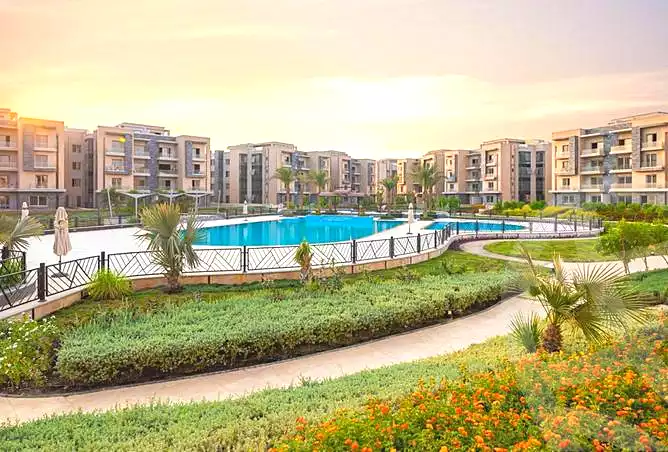 https://aqarmap.com.eg/ar/listing/6893020-for-sale-cairo-new-cairo-compounds-galleria-moon-valley-compound-arabia