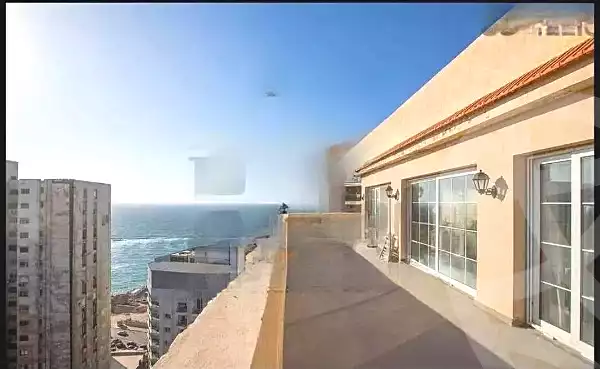 https://aqarmap.com.eg/ar/listing/6893008-for-sale-alexandria-sydy-bshr