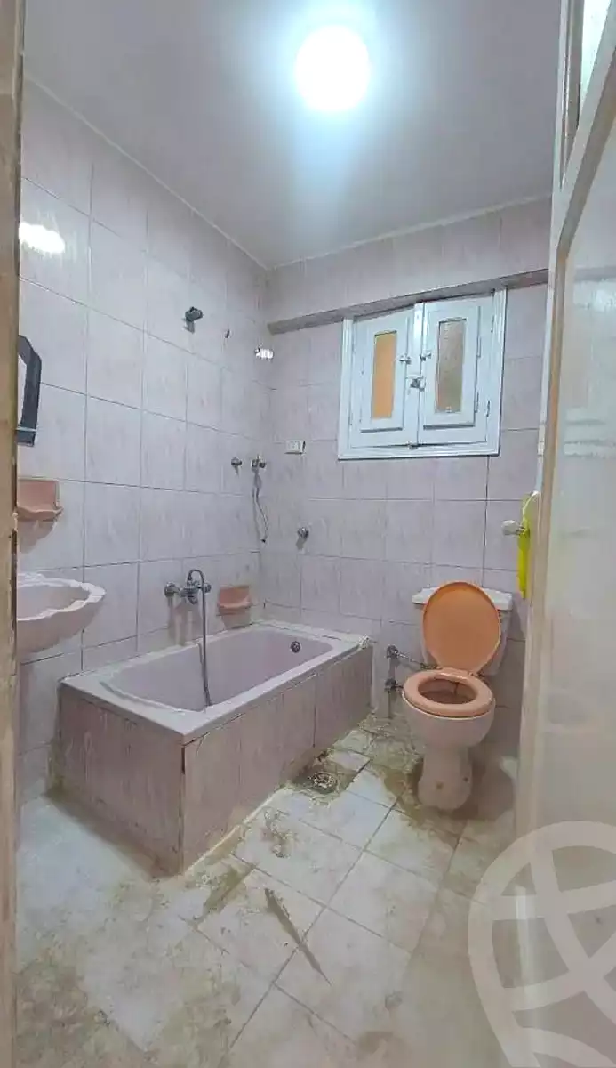 https://aqarmap.com.eg/ar/listing/6893316-for-sale-alexandria-al-agamy-shataa-el-nakheel