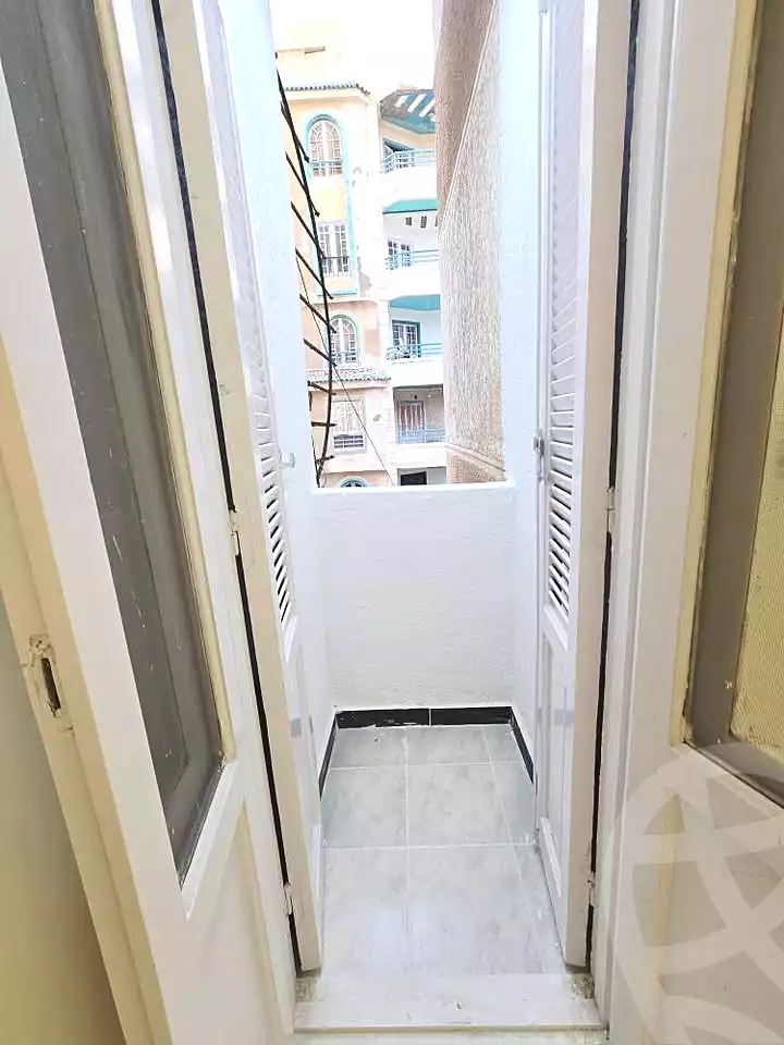 https://aqarmap.com.eg/en/listing/6893696-for-sale-alexandria-al-agamy-shataa-el-nakheel-no-9-st