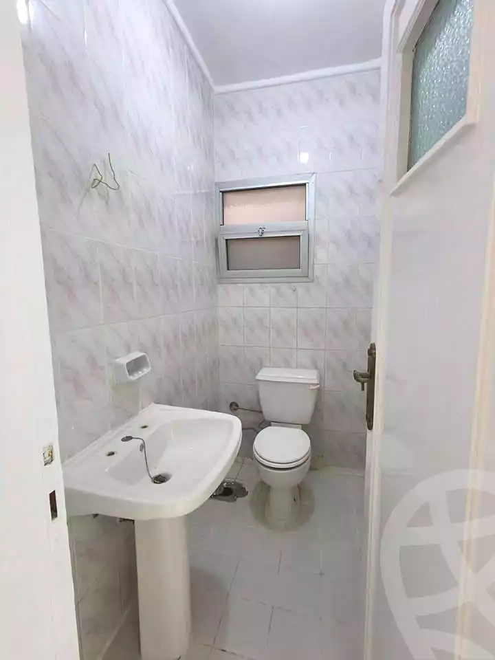 https://aqarmap.com.eg/ar/listing/6893809-for-sale-alexandria-al-agamy-shataa-el-nakheel-no-9-st
