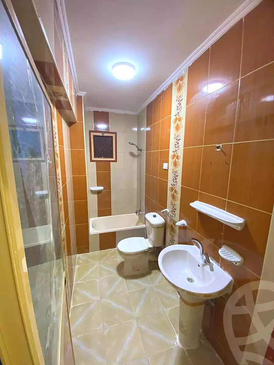 https://aqarmap.com.eg/en/listing/6894076-for-sale-alexandria-lsywf-el-falki