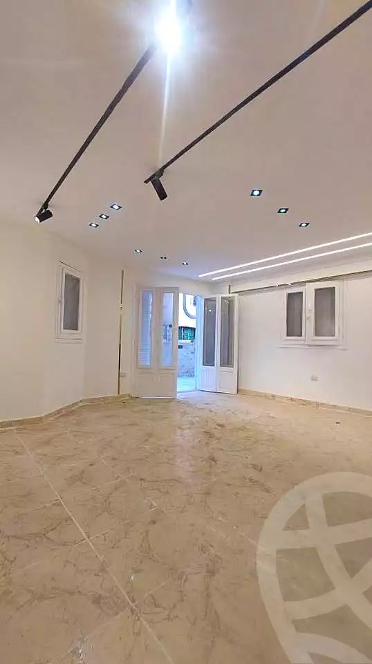 https://aqarmap.com.eg/ar/listing/6894152-for-sale-alexandria-al-agamy-shataa-el-nakheel