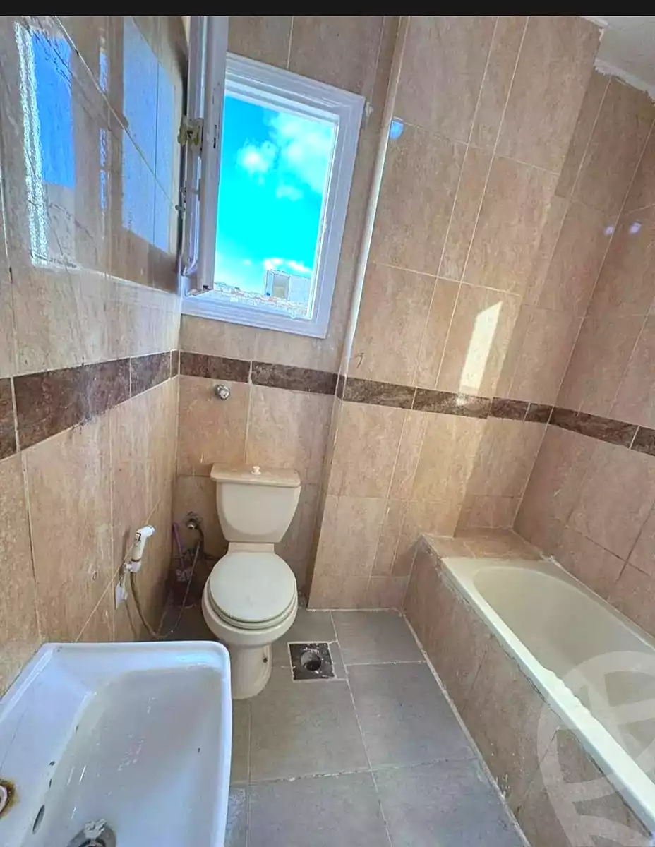 https://aqarmap.com.eg/ar/listing/6894506-for-sale-alexandria-al-agamy-shataa-el-nakheel