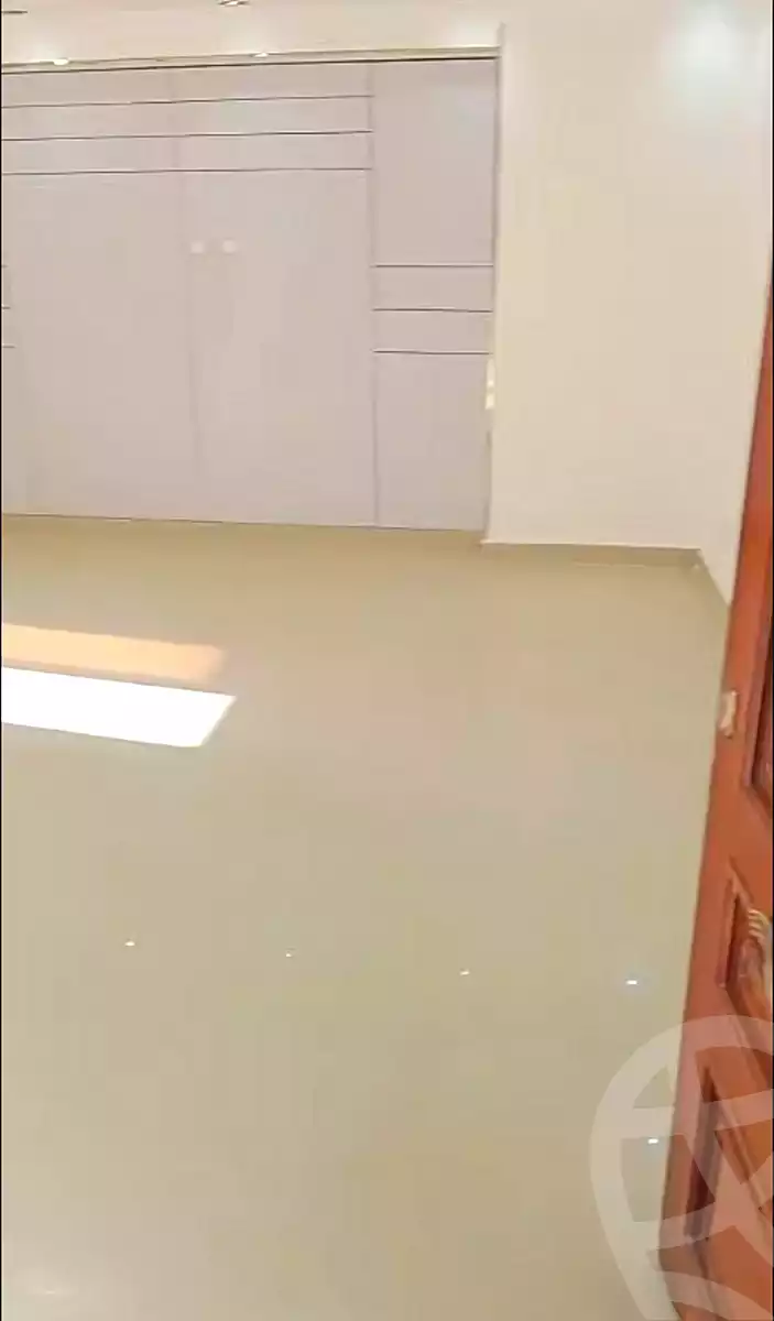 https://aqarmap.com.eg/ar/listing/6894989-for-sale-alexandria-sydy-bshr-sydy-bshr-bhry-gamal-abd-el-nasir-st