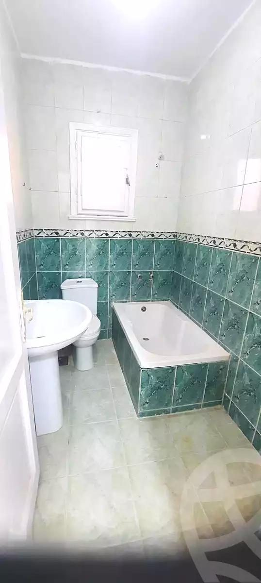 https://aqarmap.com.eg/ar/listing/6895032-for-sale-alexandria-al-agamy-shataa-el-nakheel-no-8-st