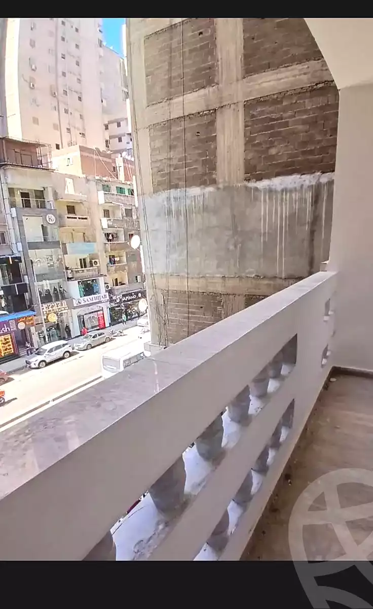 https://aqarmap.com.eg/ar/listing/6895216-for-sale-alexandria-miami-shr-jml-bd-lnsr